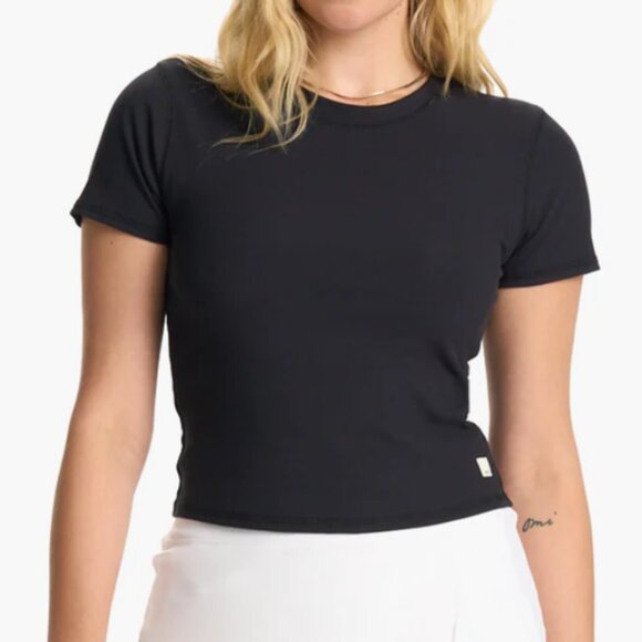 Vuori Tops - Vuori Pose Fitted Tee - Black